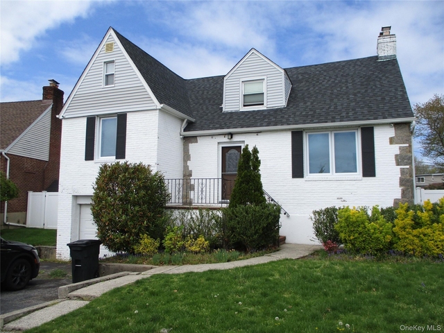 19 Acorn Road - Photo 1