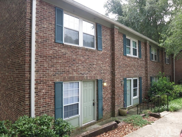 138 Marlowe Court - Photo 1