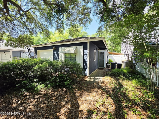 5671 Ellis Trace Drive - Photo 1