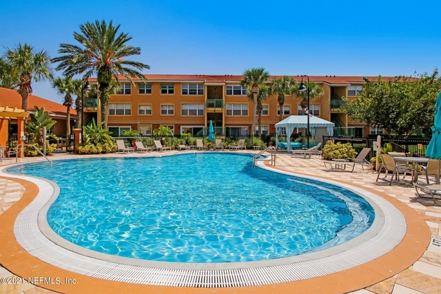 108 Laguna Villa Boulevard - Photo 1