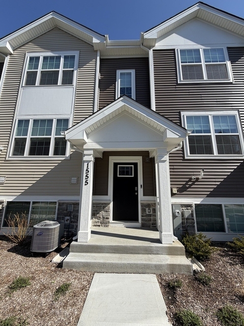 1555 Sequoia Way - Photo 1