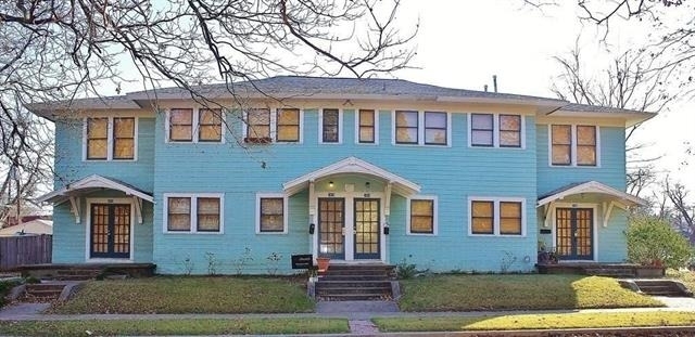 1420 W 10th Street - Photo 1