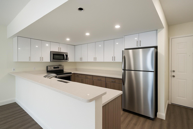 18335 Nw 68 Avenue - Photo 1