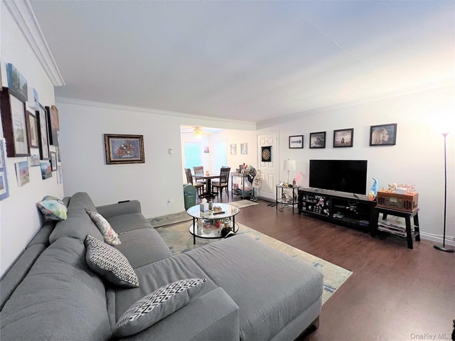 141 Nassau Lane - Photo 1