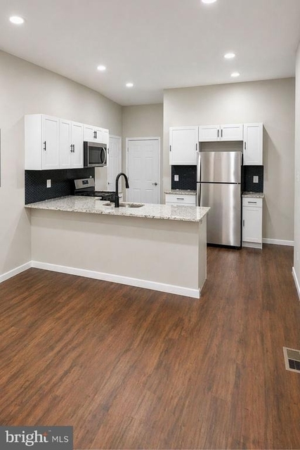 3904 Aspen Street - Photo 1