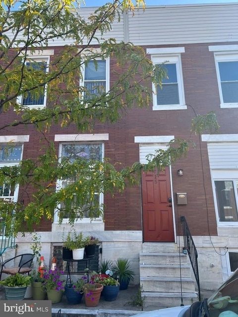 715 N Kenwood Avenue - Photo 1