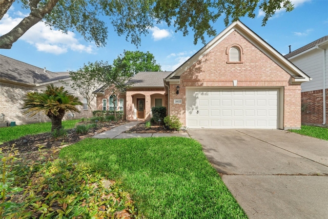 20822 Whitevine Way - Photo 1