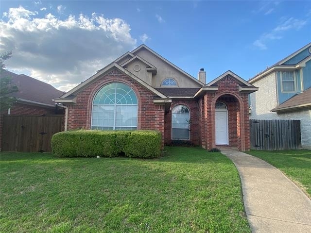 1409 Post Oak Drive - Photo 1