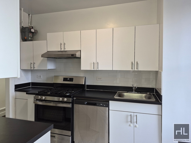 W 178 St - Photo 1