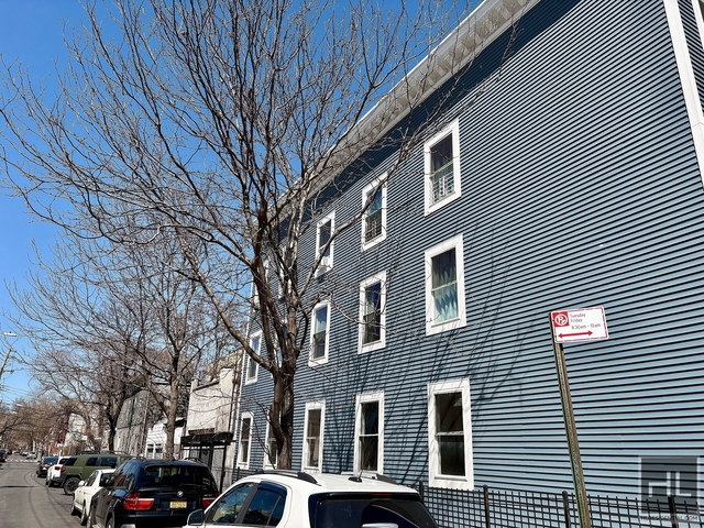 Baker Avenue - Photo 1