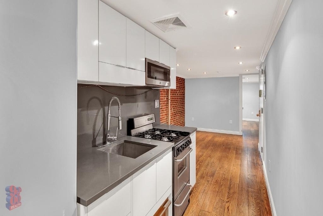 118 East 7th Street1st Ave and - Photo 1