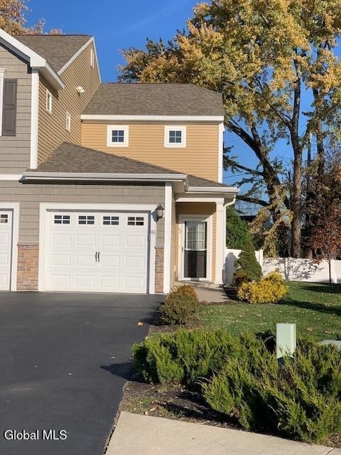 43 Stacey Court - Photo 1