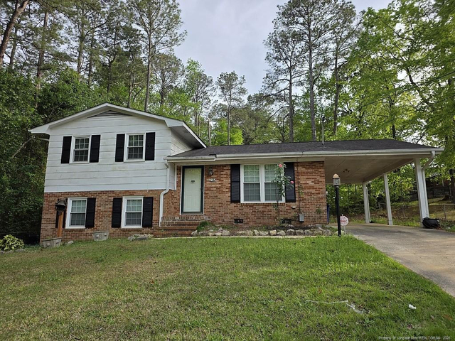 2532 Sourwood Drive - Photo 1