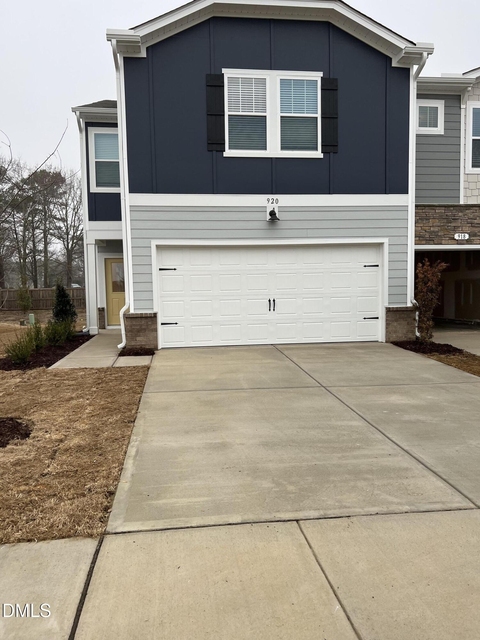 920 Clearhaven Lane - Photo 1