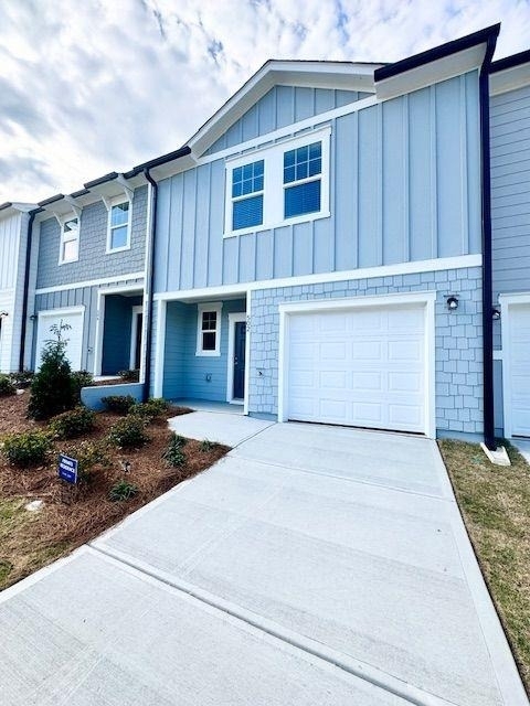 502 Robson Drive - Photo 1