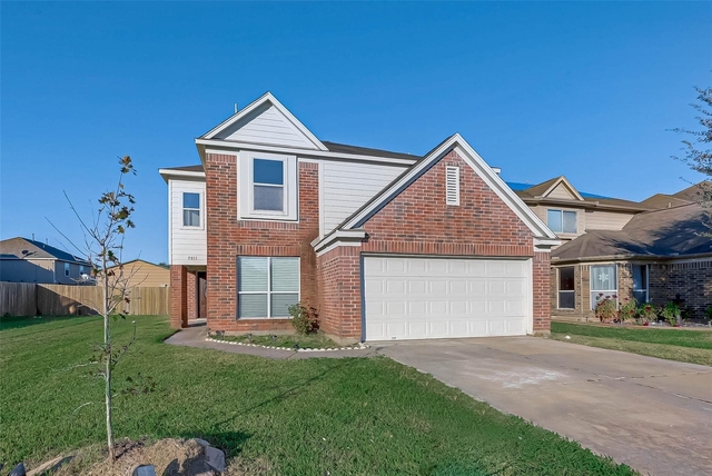 5011 Redwing Brook Trail - Photo 1