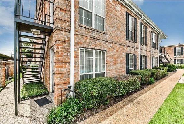 6410 Del Monte Drive - Photo 1
