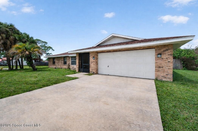 377 Emerson Drive Nw - Photo 1