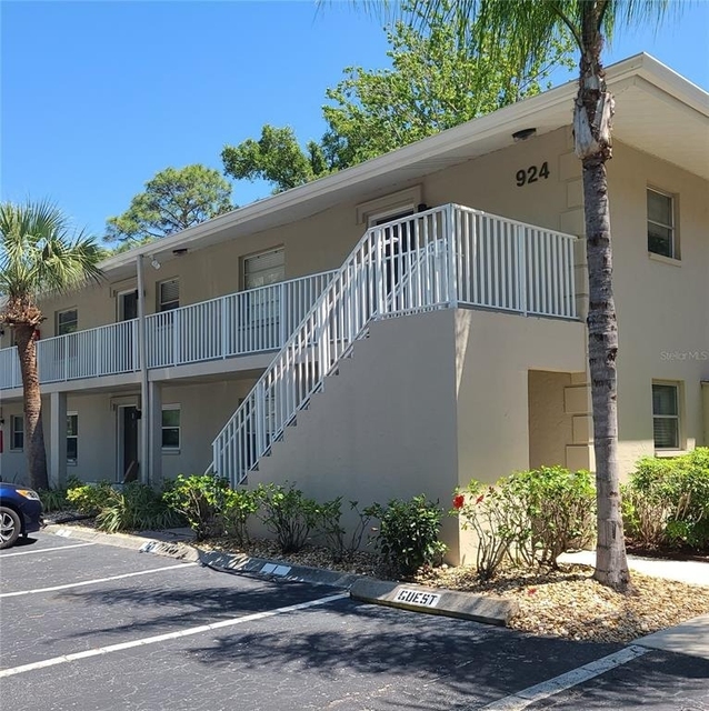 924 La Costa Circle - Photo 1