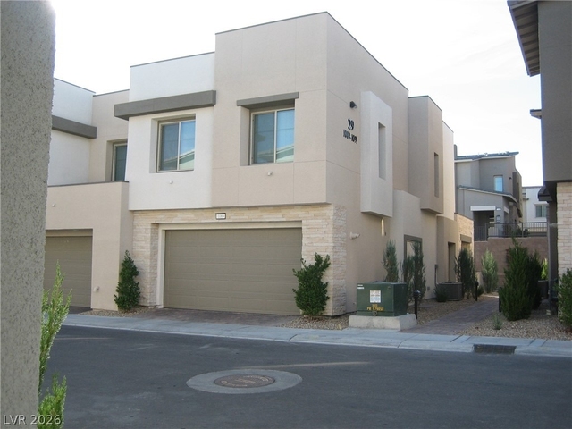 600 N Carriage Hill Drive - Photo 1