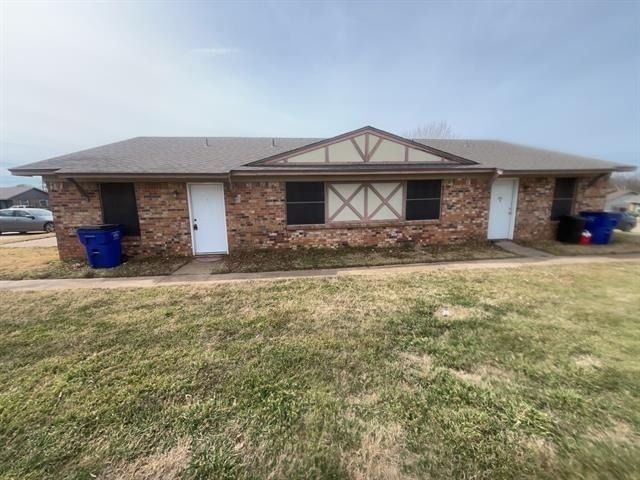 201 Pine Meadow Drive - Photo 1
