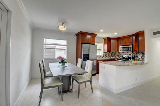 468 Saxony Way - Photo 1