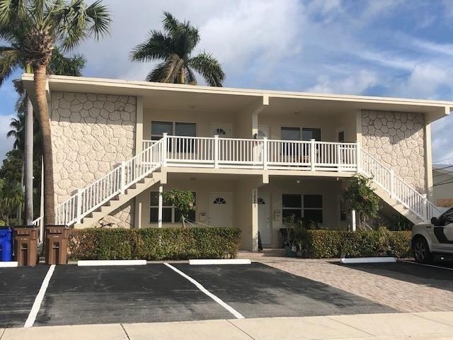 1221 Se 3rd Street - Photo 1