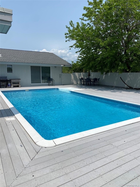 22 Meadow Lane - Photo 1
