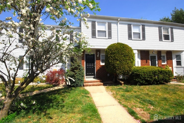 21 Rosewood Court - Photo 1