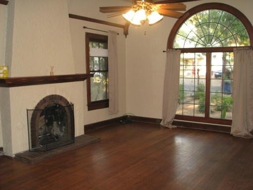2830 San Gabriel St - Photo 1