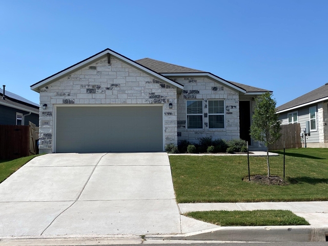 384 Gaida Loop - Photo 1