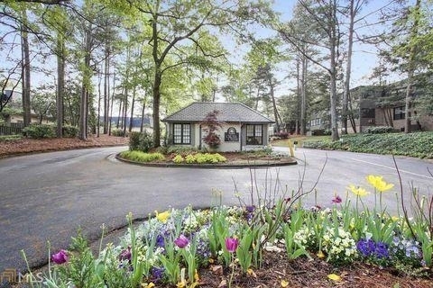 11 Cantey Place Nw - Photo 1