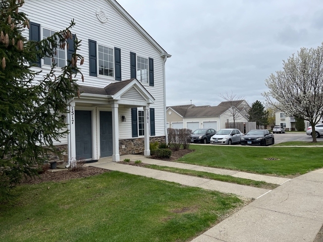 1517 Silverstone Drive - Photo 1