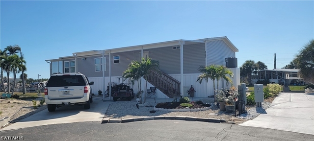 4709 Kon Tiki Lane - Photo 1