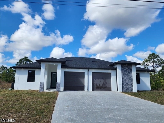 388 Bell Boulevard S - Photo 1