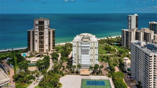 4401 Gulf Shore Boulevard N - Photo 1