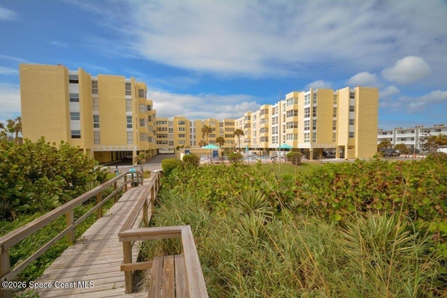 4700 Ocean Beach Boulevard - Photo 1