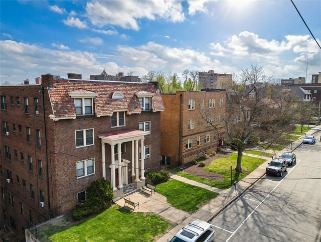 44 Academy Ave - Photo 1