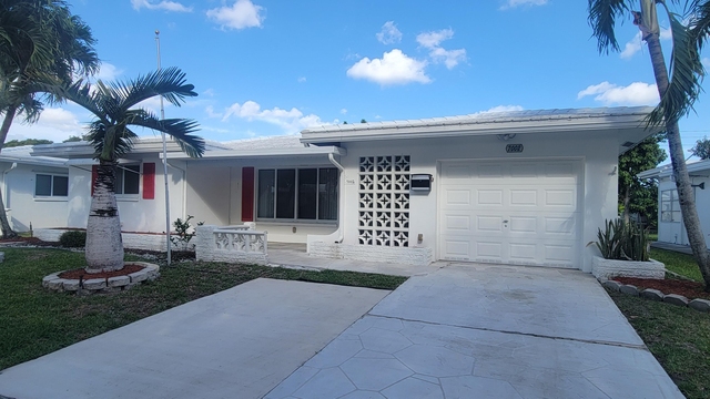 7002 Nw 71st Avenue - Photo 1