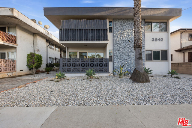 3212 W 84th Place - Photo 1