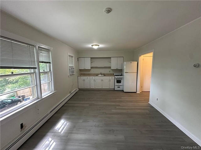 11 Chase Avenue - Photo 1
