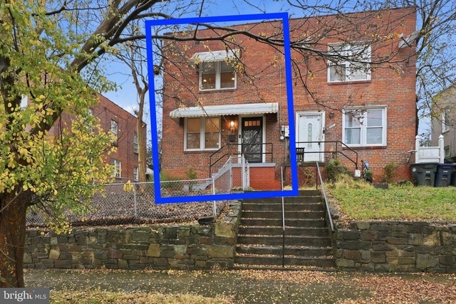 742 Congress Street Se - Photo 1