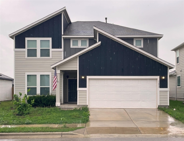 1602 Jacey Way - Photo 1