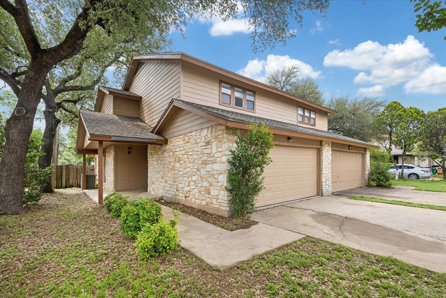 8329 Fathom Cir - Photo 1