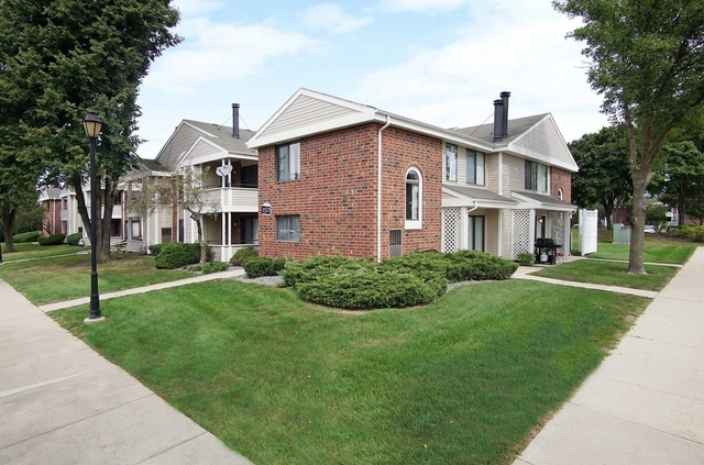 1627 Westminster Drive - Photo 1