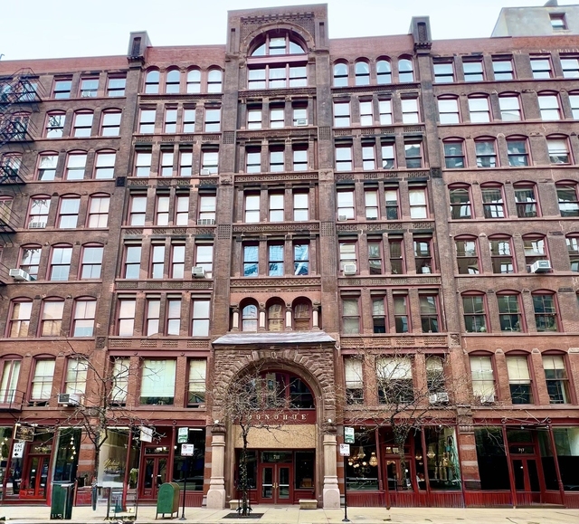 711 S Dearborn Street - Photo 1