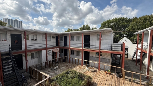 4921 Crawford Street - Photo 1