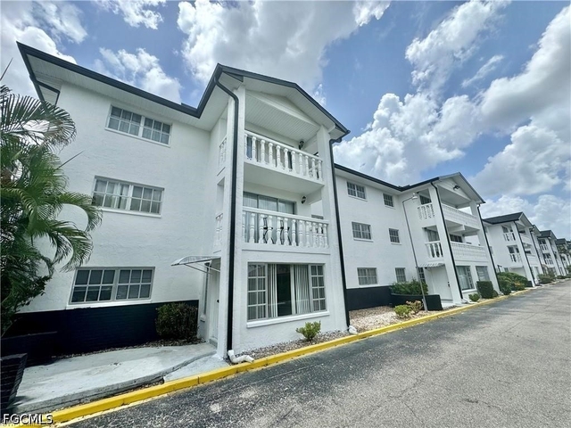 3706 Broadway - Photo 1