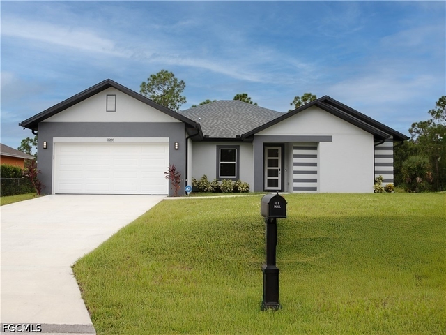 1228 Chrisholm Street - Photo 1