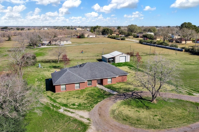 15815 Merle Road - Photo 1
